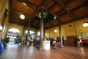 Ballarat-railway-station-interior