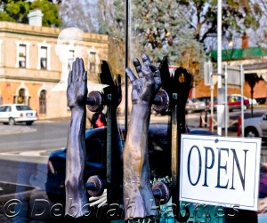 HandsAndArmsDoorHandles